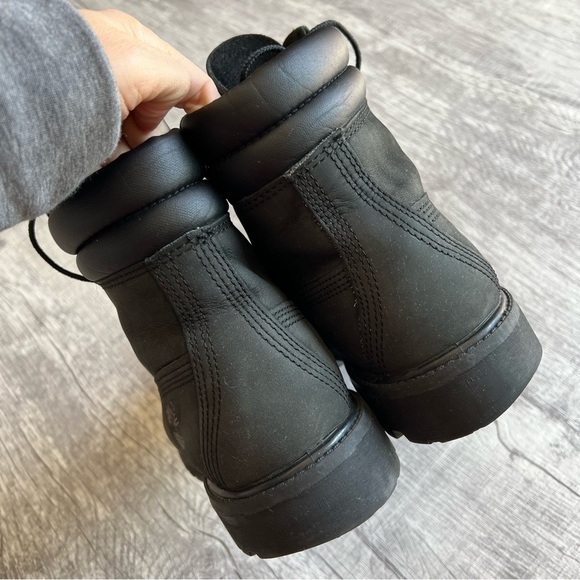 Timberland Classic Leather Boots Black Size 10 - Picture 15 of 15